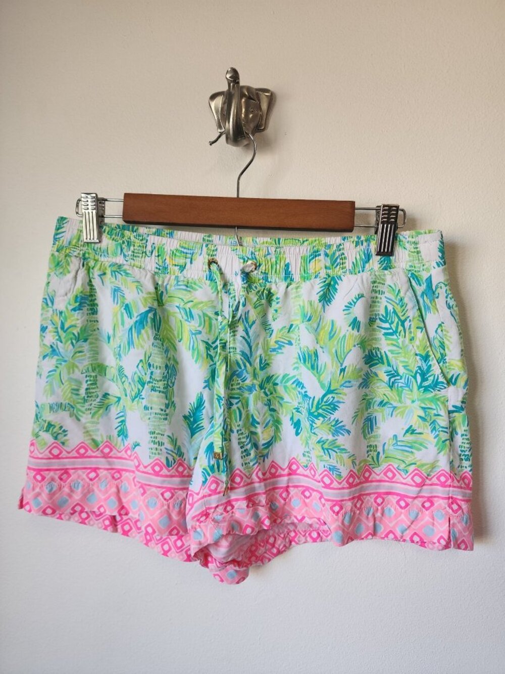 Lilly Pulitzer fresh citrus green pink palm tree Katia shorts M
